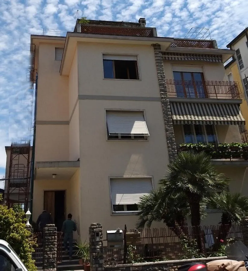Bed & Breakfast Levante Marina Di Carrara